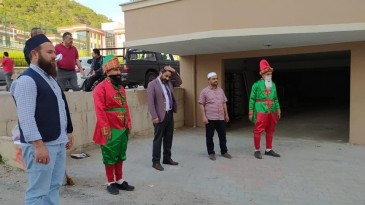 CAMİLER KAPALI OLUNCA İMAMLARIMIZ OYUNCU OLDU
