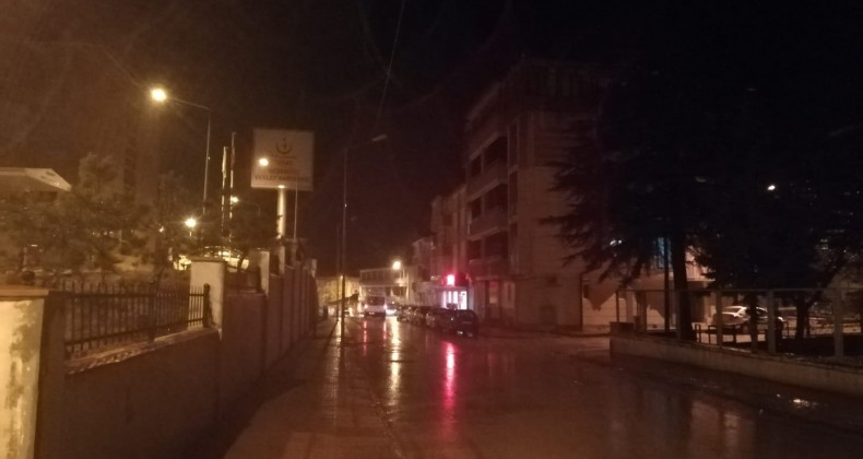 Reşadiye’de beklenen yağış geldi