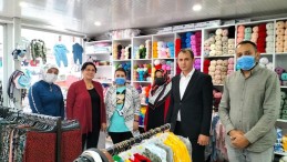 AK PARTİDEN KADIN ESNAFLARA ZİYARET