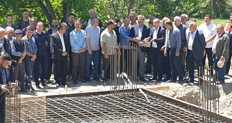 KUZBAĞI KÖYÜNDE ÖMER PAŞA CAMİSİNİN TEMELİ ATILDI