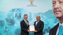 Ak Parti İlçe Başkanı Hasan Karaca oldu