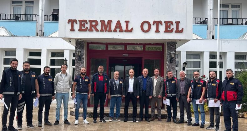 Kahramanlara vefa: Ergül Ünal itfaiye haftasını kutladı