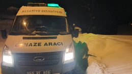 Reşadiye Belediyesi Karda cenaze nakillerinde vatandaşın hizmetinde