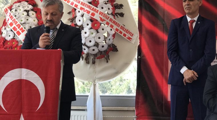 MHP Reşadiye’de bayrak değişimi: Erol Şimşek istifa etti