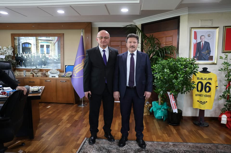 Başkan Uğur Uçar’dan TESK Başkanı Yiğiner’e hayırlı olsun ziyareti